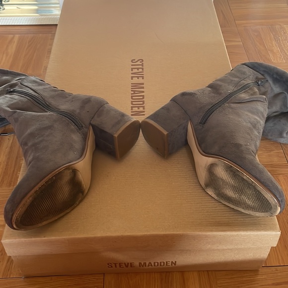 Steve Madden thigh high boots in gray. Worn a few times. - Picture 3 of 3